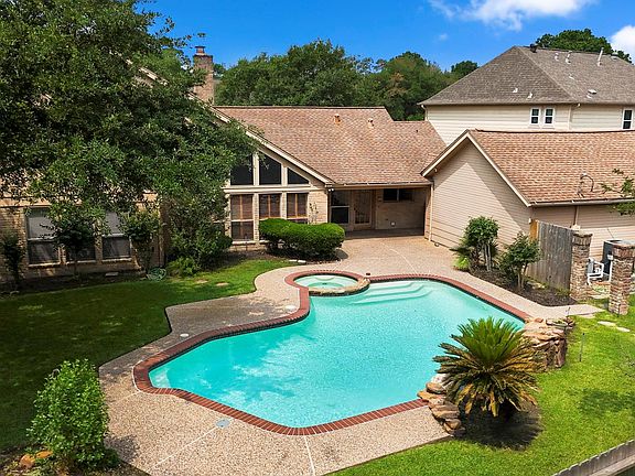 2nd image of 16606 Brendon Ct