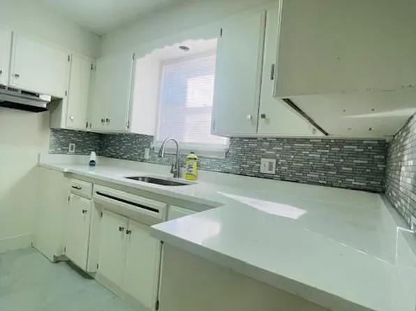 3028 Chetwood Dr, Del City, OK 73115