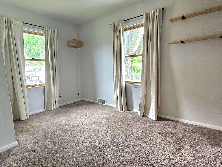 3029 Texas Ave S — Photo 5