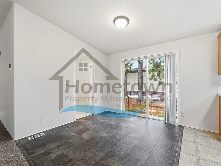 5425-1 E Grove Ave — Photo 31