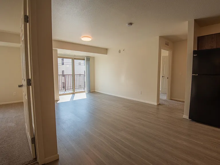 1st Avenue Flats — Photo 18