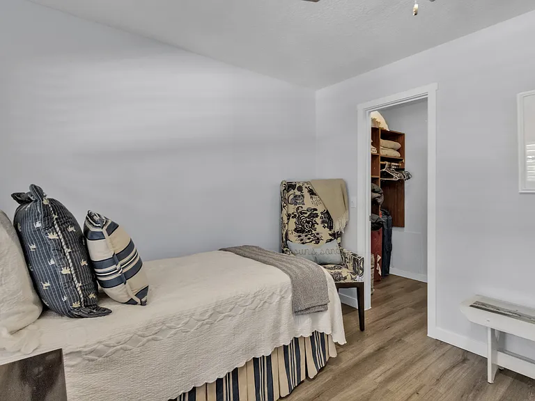36 Plantation Dr #202 — Photo 15