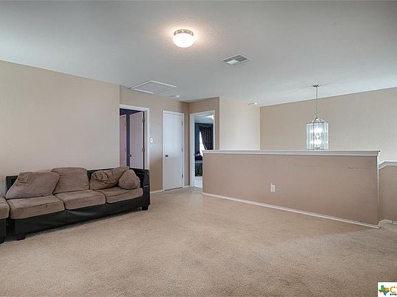 3rd image of 318 Brown St