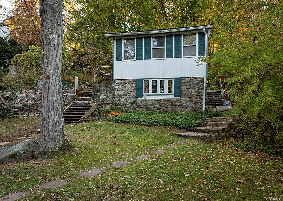 1st image of 29 Lakeport Dr