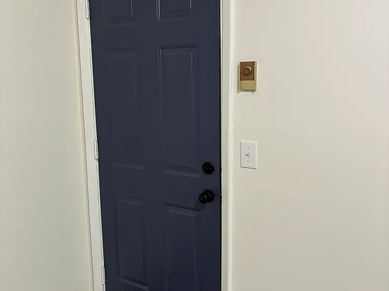 119 Old Country Club Rd #6 — Photo 15