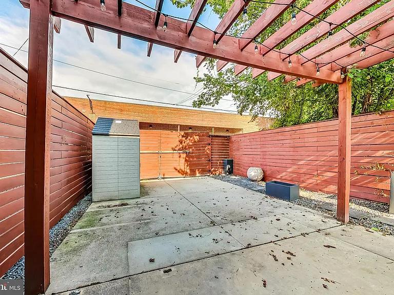 5008 6th Pl NE — Photo 22