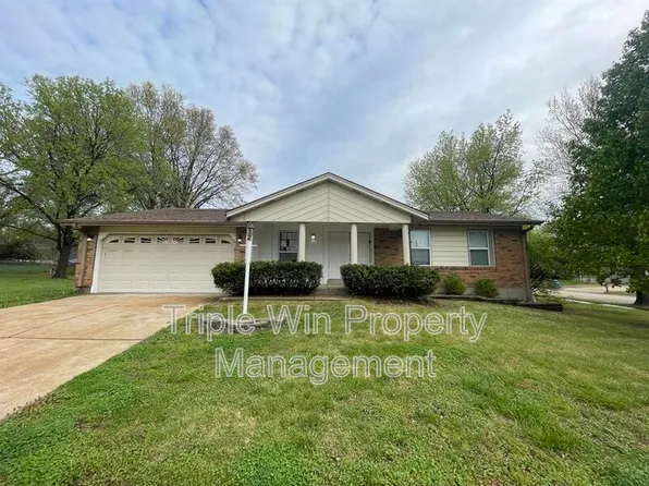 1725 Orletto Way, Saint Louis, MO 63138