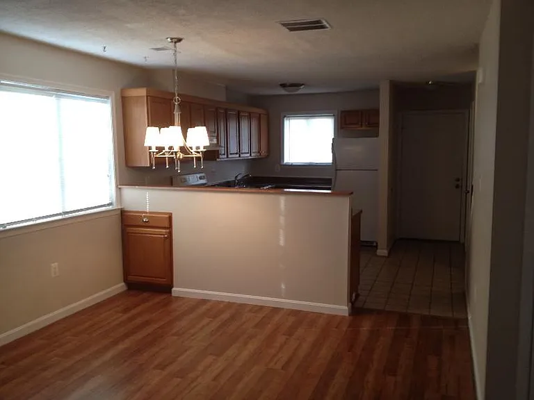 15251 Coachman Ter — Photo 5