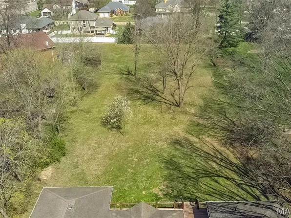 9567 Eddie And Park Rd, Saint Louis, MO 63126