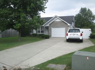 1175 Saint Andrews Dr, Murfreesboro, TN 37128