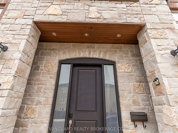 4th image of 106 George St