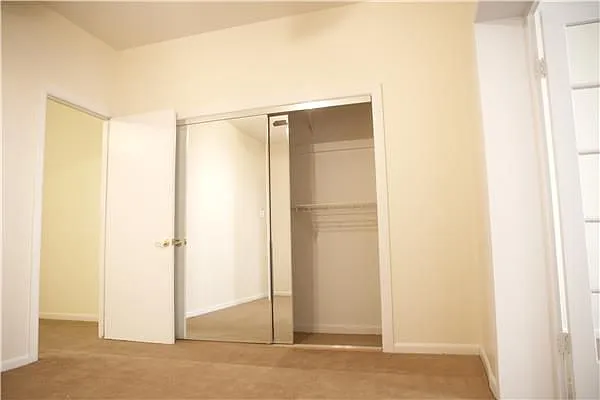 Rented by Weichert Manhattan Midtown | media 25