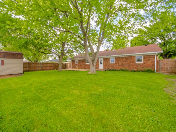 331 W 5th St, Lapel, IN 46051