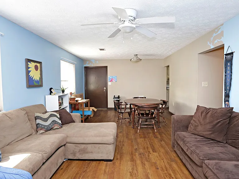 145 Transcript Avenue — Photo 9