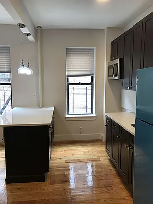 Rented by Abba Realty Associates INC | media 27