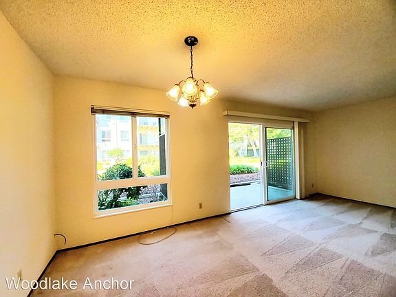 4th image of 800 N Delaware St APT 206