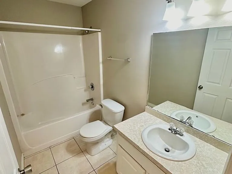 29 E Lane Dr — Photo 12