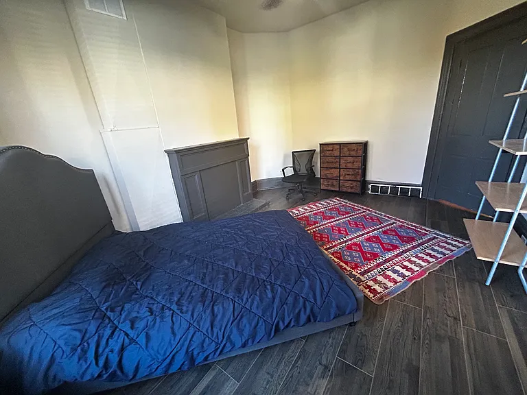 2203 Kemper Ln — Photo 12