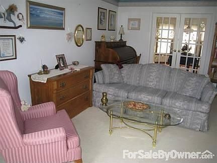 2nd image of 17 Ventura Dr
