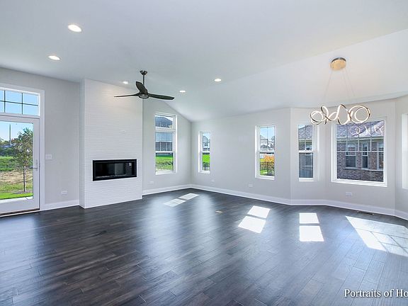 4th image of 11211 Tuscany Ln
