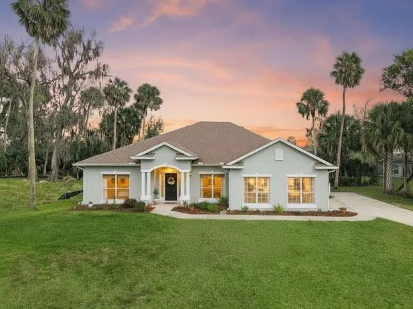 16805 Beauclaire Ct, Tavares, FL 32778