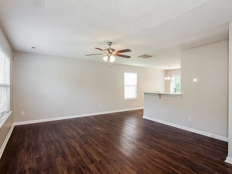 11202 Northwoods Forest Dr — Photo 6