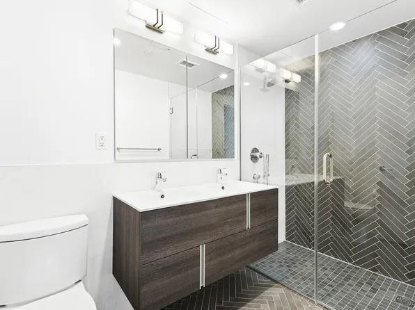 873 Pacific Street 2B image 2 of 9