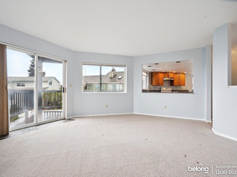 1st image of 4670 Lighthouse Dr NE