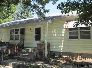 510 E 17th St, Fremont, NE 68025