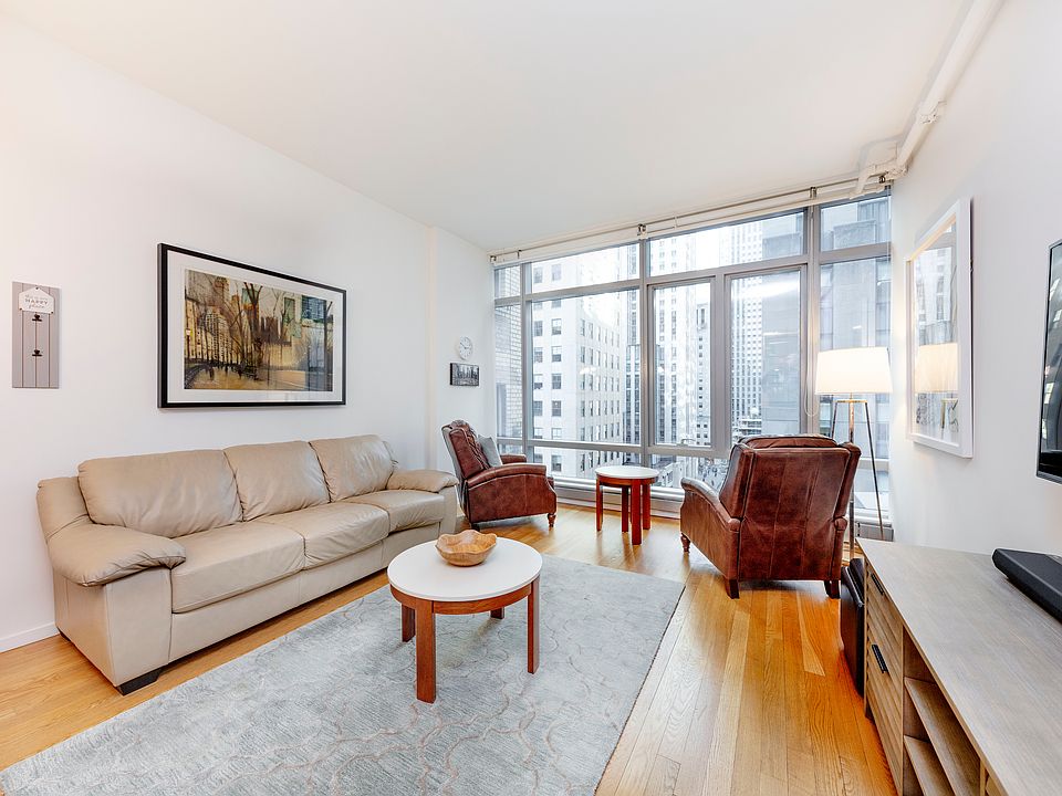 1st image of 18 W 48th St APT 8E