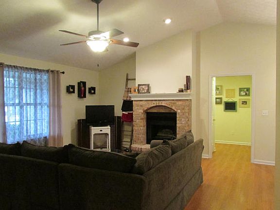 2nd image of 7210 Genoa Ln