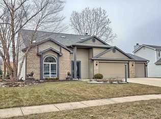 10029 Castle Ridge Pl, Fort Wayne, IN 46825
