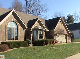4439 Hillcrest Oaks, Owensboro, KY 42303