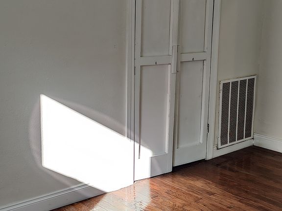 5th image of 411A W Gadsden St