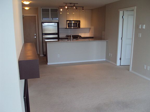 3rd image of 2289 Yukon Cres #2502