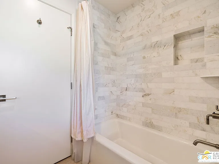 2367 S Yosemite Dr — Photo 49