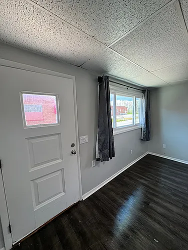 77 Neoga St #LOWERFRONT Photo 1