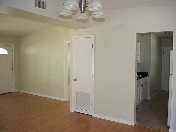 4th image of 530 Mendel Ln