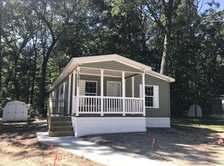 13637 Clearwater Ln, Grand Haven, MI 49417