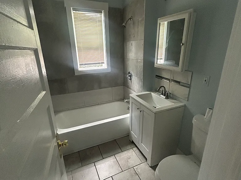 432 Lebanon St — Photo 2