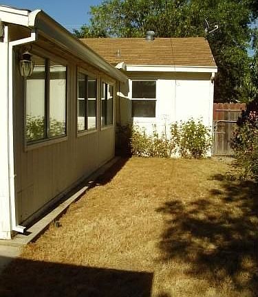 3rd image of 3625 Presidio St