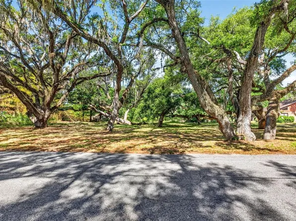 5355 Bernadette Dr Lot 97, Zephyrhills, FL 33541