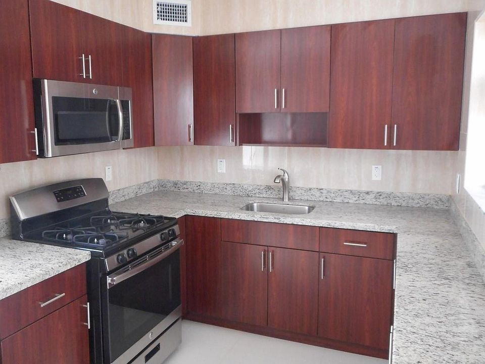 1st image of 1035 94th St