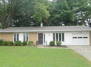 1213 E Allendale Dr, Bloomington, IN
