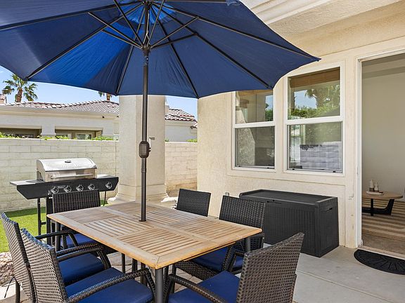 Outdoor Dining Table