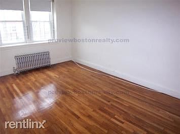 2nd image of 2045 Commonwealth Ave #4OJ