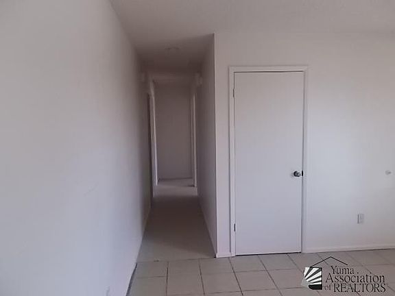 5th image of 744 N Merrill Ave