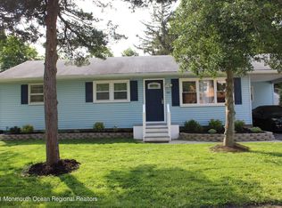 137 Pennant Ave, Beachwood, NJ 08722