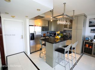 600 NE 36th St APT 514, Miami, FL 33137