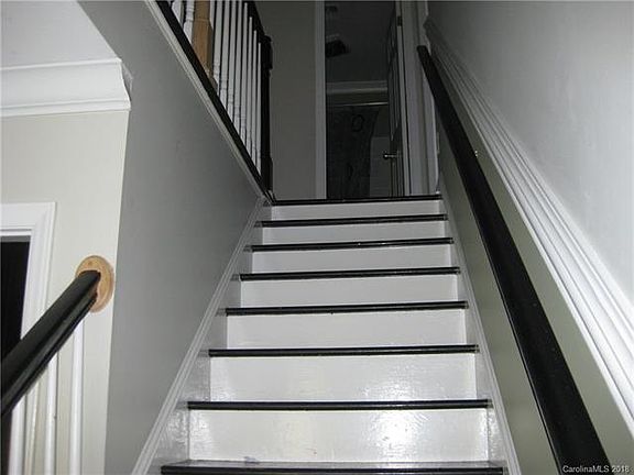 5th image of 4023 Belshire Ln